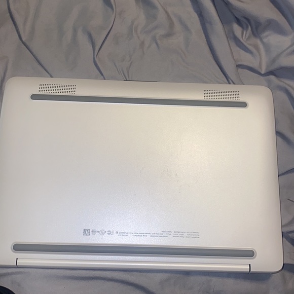 HP STREAM LAPTOP - Picture 4 of 6
